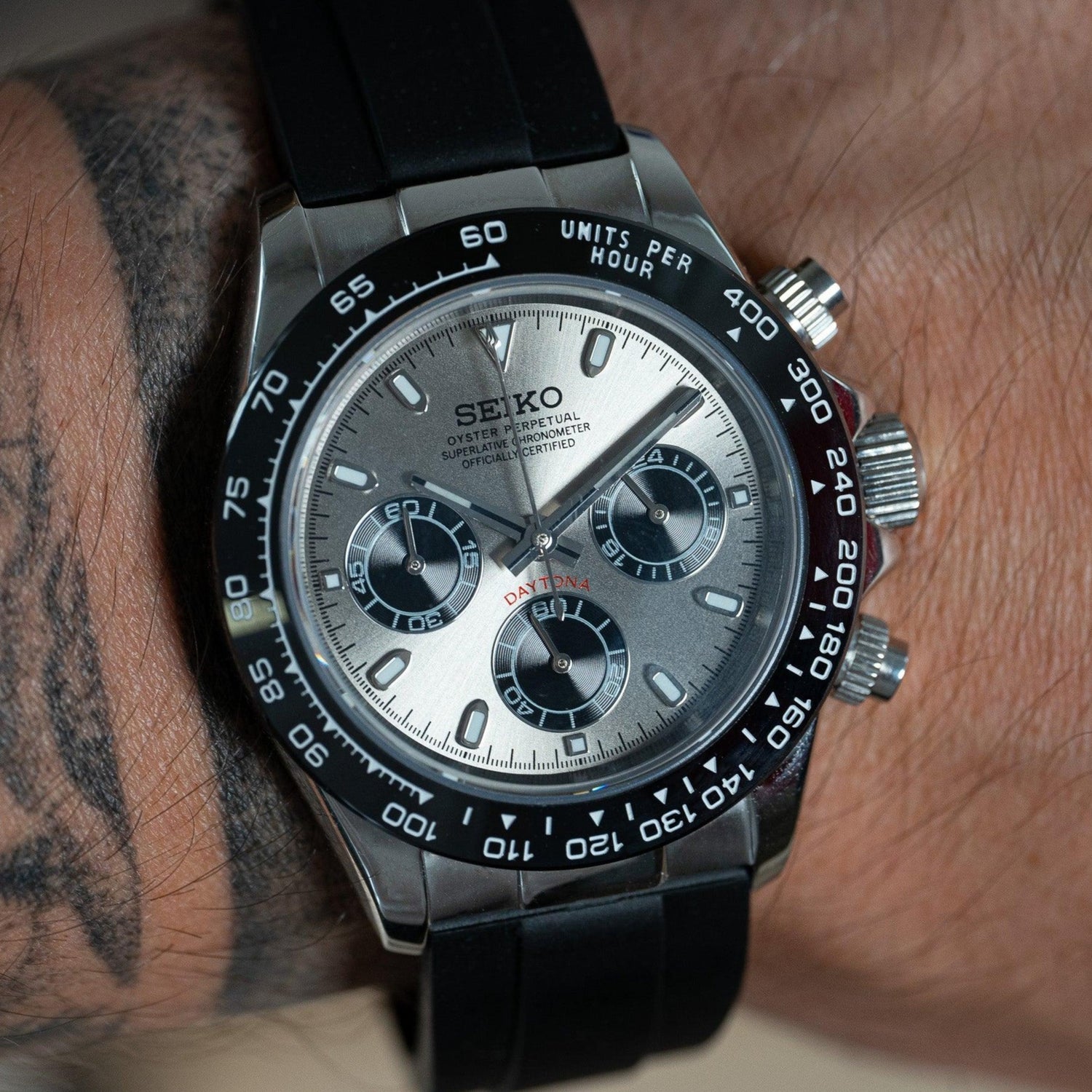 WATCH MOD SEITONA | SILVER BLACK | SILICONE STRAP